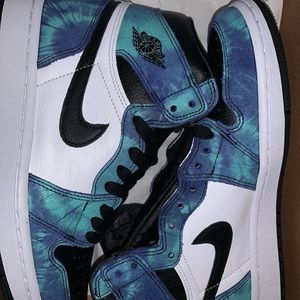Wmns air jordan 1 high og white/black aurora green